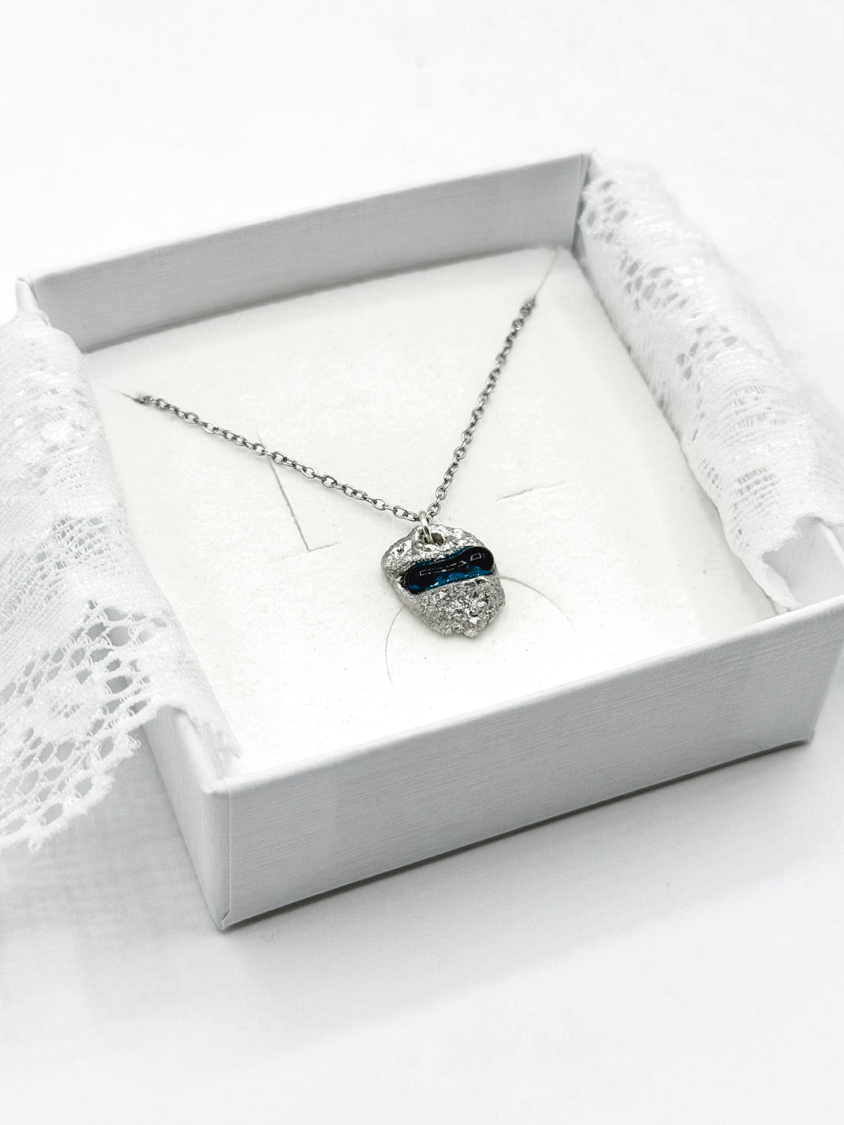 ECLAT necklace 67