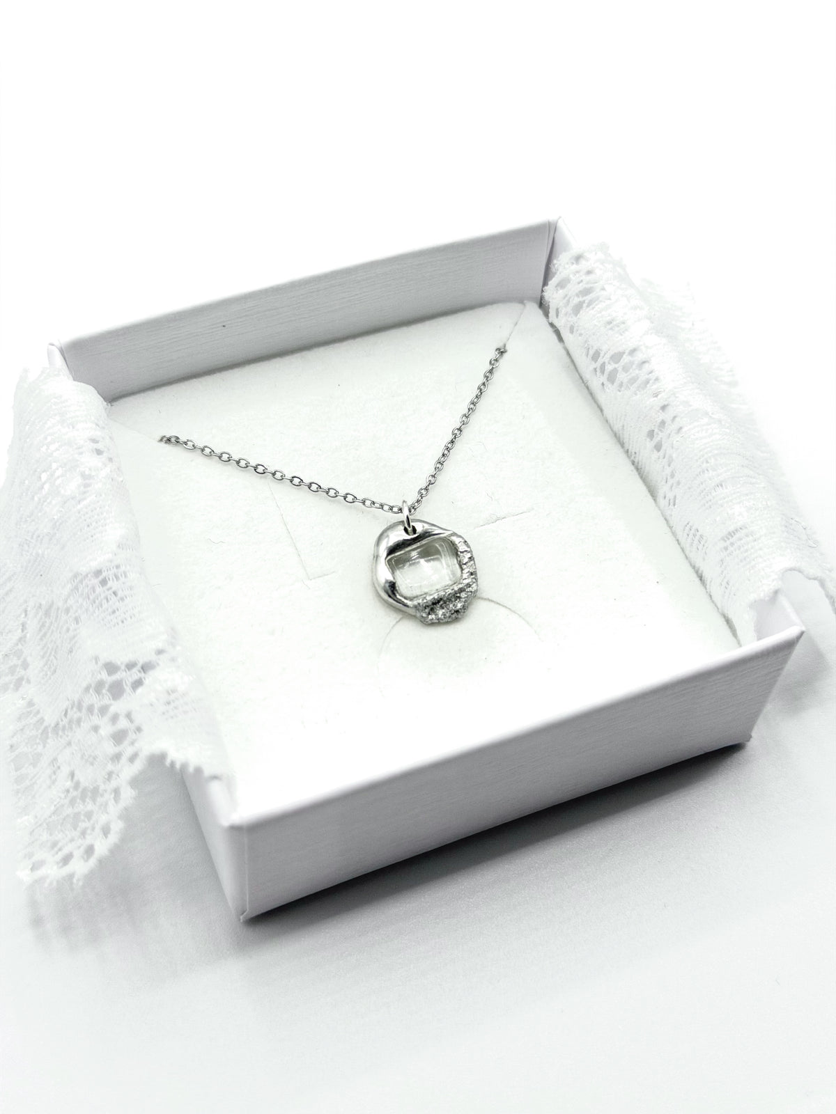 ECLAT necklace 47